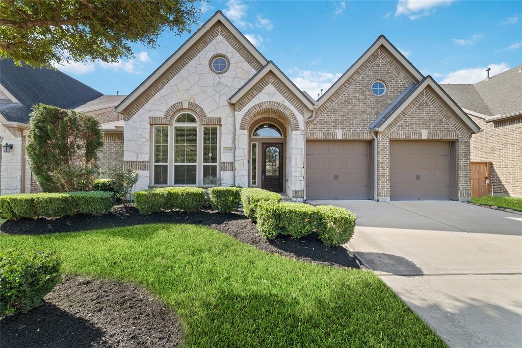 10910 Naburn Gate in Richmond, TX - Foto de edificio