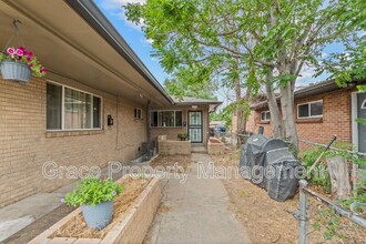 5087 E 34th Ave-Unit -Unit A in Denver, CO - Foto de edificio - Building Photo