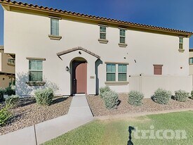 12565 W Via Dona Rd in Peoria, AZ - Building Photo