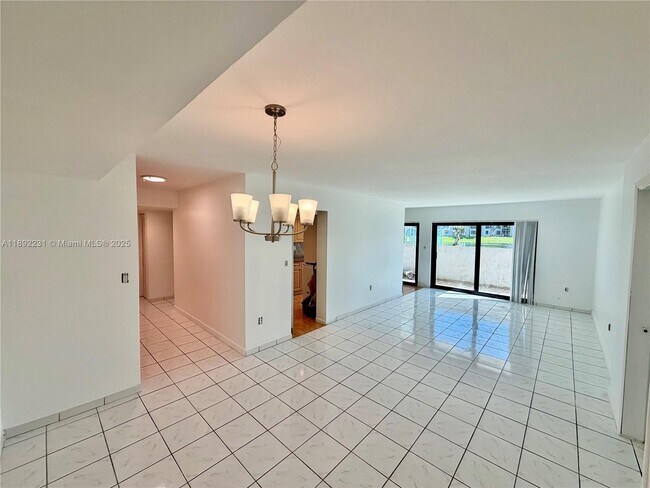 1300 SW 122nd Ave in Miami, FL - Building Photo - Building Photo