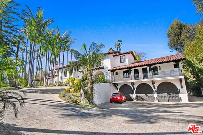 property at 9451 W Sunset Blvd