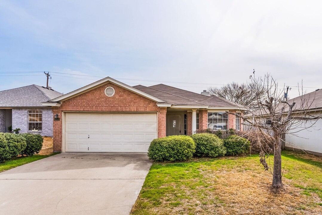 1208 Saddle Dr in Killeen, TX - Building Photo