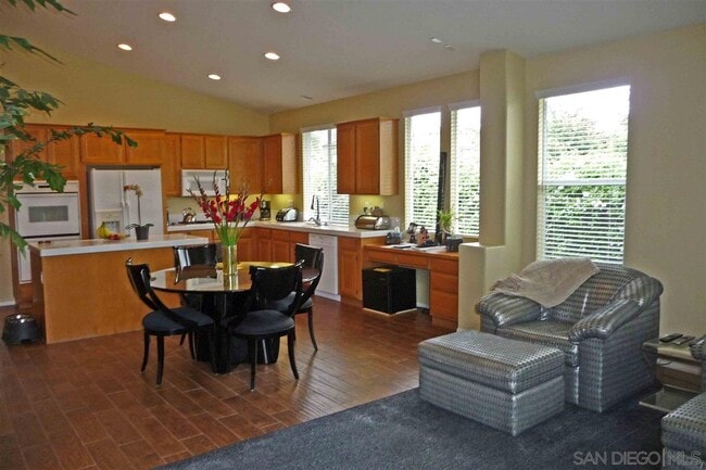 property at 2263 Paseo Saucedal