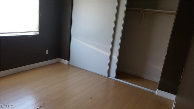 property at 5165 E Glendale Ave