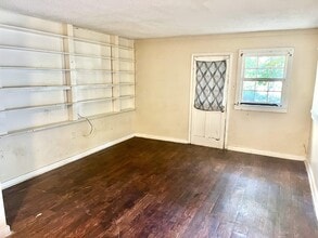 4857 Shelley St in Baton Rouge, LA - Building Photo - Building Photo
