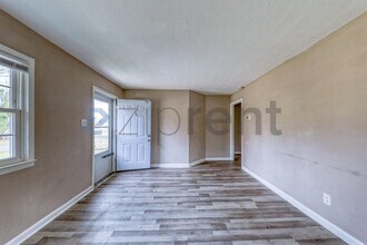 1108 Walnut St in Burlington, NC - Building Photo - Building Photo