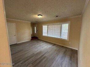 422 E Leonard St in Southport, NC - Building Photo - Building Photo