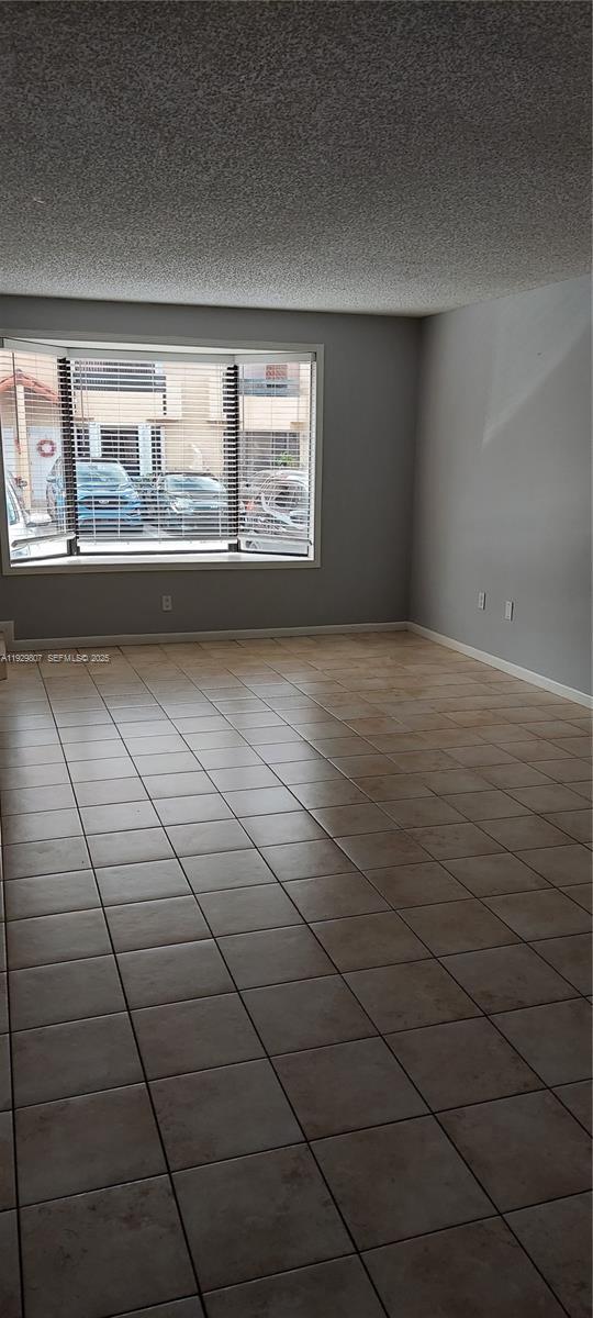 7795 SW 102nd Ln in Miami, FL - Building Photo - Building Photo