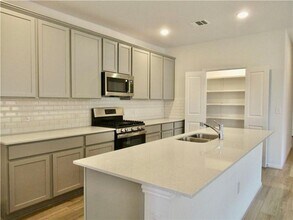 1232 Whippletree Trl in Georgetown, TX - Building Photo - Building Photo