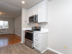 Hideaway at Kingspark in Charlotte, NC - Building Photo - Interior Photo