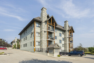 Lofts on the Bow in Cochrane, AB - Building Photo - Building Photo