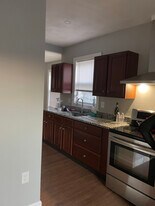 40 Bulfinch St in Lynn, MA - Building Photo