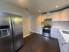 703 N Ave 54 in Los Angeles, CA - Building Photo