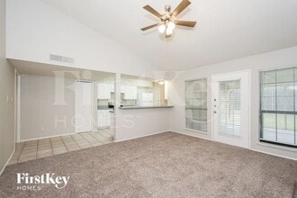 4200 Wayfaring St in Mesquite, TX - Building Photo - Building Photo