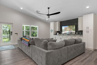 10358 W Hein Trl in Homosassa, FL - Building Photo - Building Photo