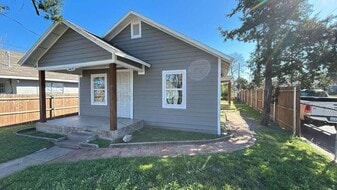 4400 Canal St in Dallas, TX - Building Photo