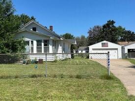 3220 Primrose St in Eau Claire, WI - Building Photo