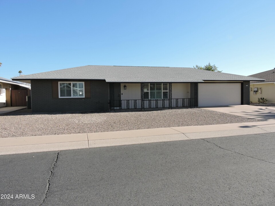 14619 N Shiprock Dr in Sun City, AZ - Building Photo