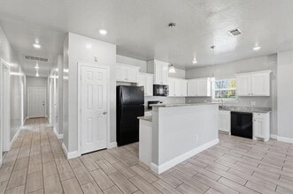 3333 Dalton St in Greenville, TX - Building Photo - Building Photo