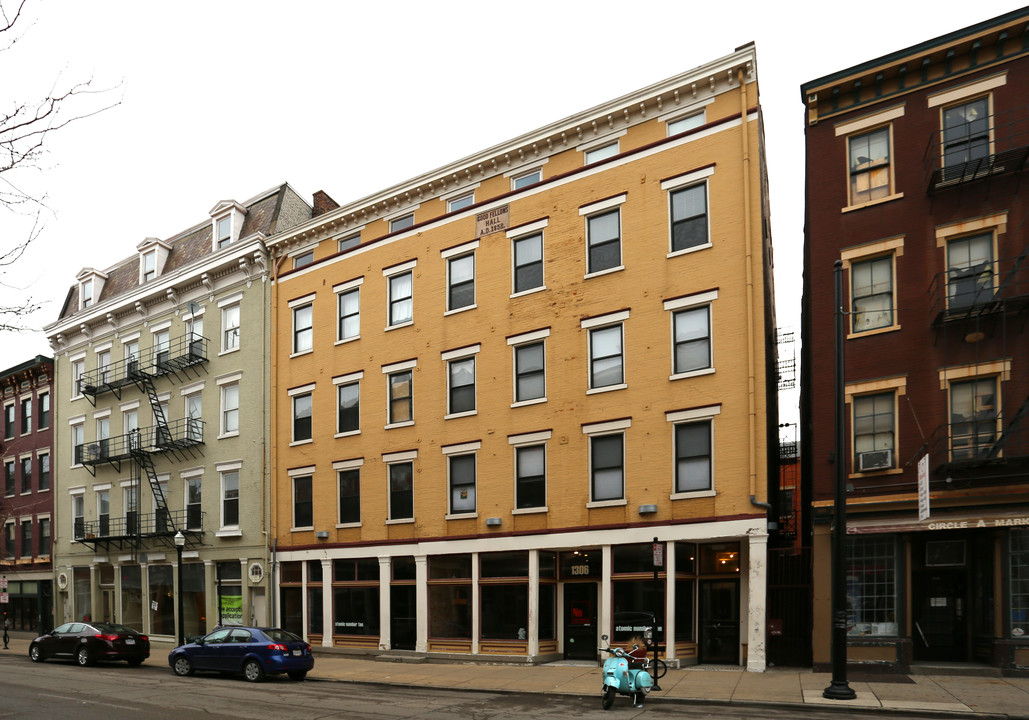 1306 Main St in Cincinnati, OH - Building Photo