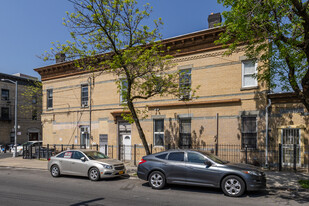 615 Fairview Ave in Ridgewood, NY - Foto de edificio - Building Photo