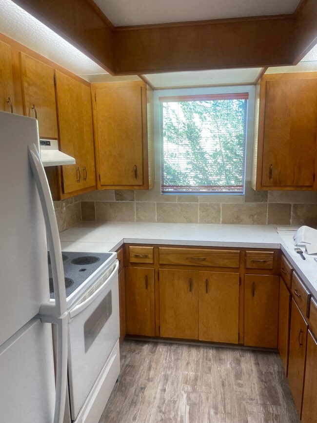 9407 W 64th Way in Arvada, CO - Foto de edificio - Building Photo