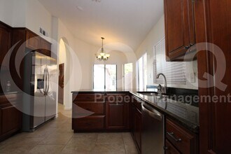 55 E La Vieve Ln in Tempe, AZ - Building Photo - Building Photo