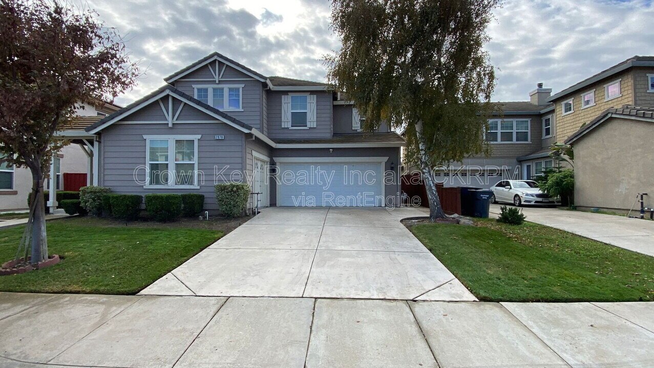 2978 Jackson Ave in Tracy, CA - Building Photo