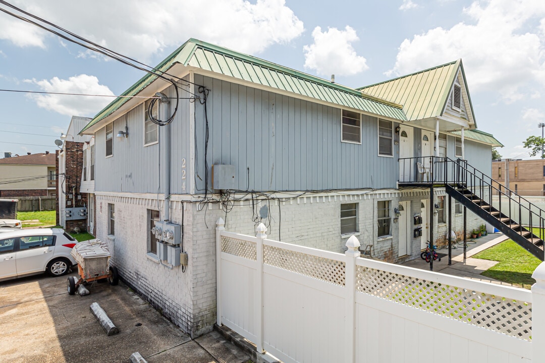 224 Manson Ave in Metairie, LA - Building Photo