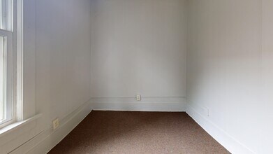 1137 7th St NW in Canton, OH - Foto de edificio - Building Photo