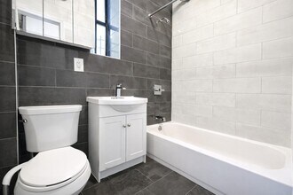 546 Isham St, Unit AA in New York, NY - Building Photo - Building Photo