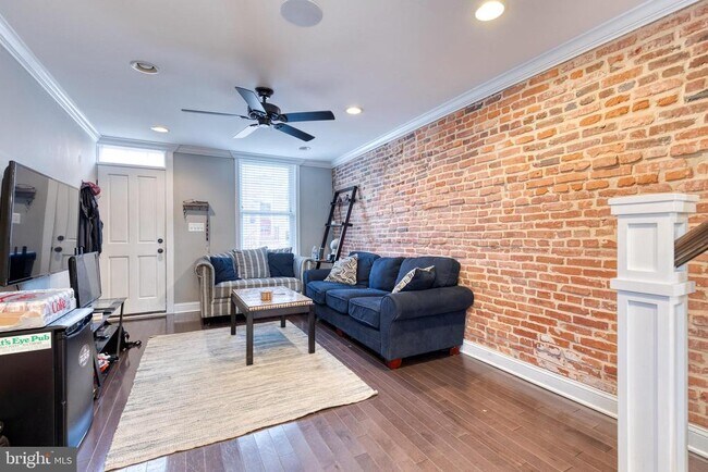 800 S Curley St in Baltimore, MD - Building Photo - Building Photo