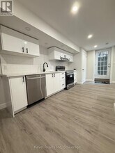 29 Hewitt Pl in Barrie, ON - Building Photo - Building Photo