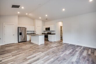 4532 N Froli St in Wichita, KS - Building Photo - Building Photo