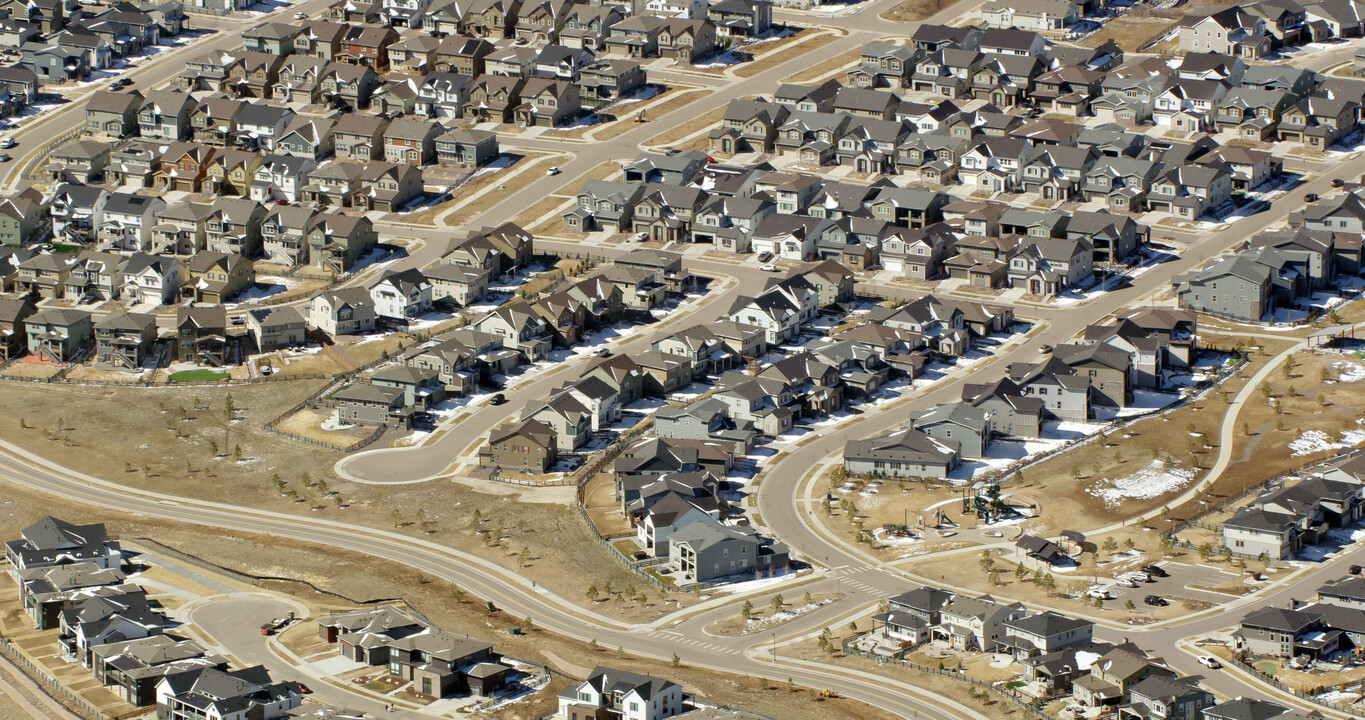 Ramble Park in Castle Pines, CO - Foto de edificio