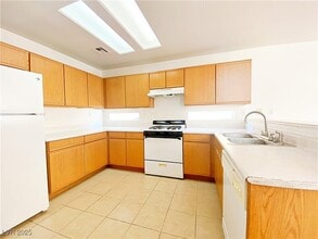 4525 Coronado Hills Way in Las Vegas, NV - Foto de edificio - Building Photo