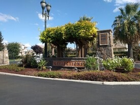 1417 Oasis Ln in Patterson, CA - Building Photo