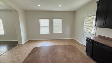 1204 Reagan Wells Dr in Hutto, TX - Building Photo - Building Photo