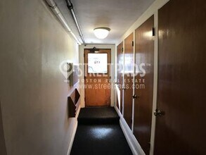 17 Green St in Brookline, MA - Building Photo - Building Photo