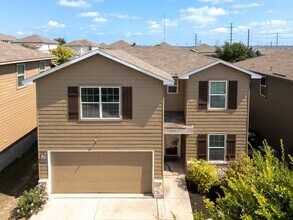 11515 N Peak in San Antonio, TX - Building Photo - Building Photo