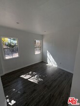 6215 Crenshaw Blvd in Los Angeles, CA - Building Photo - Building Photo