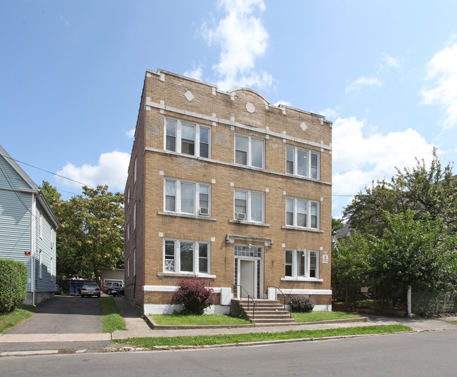 157-159 Oak St in New Britain, CT - Building Photo - Building Photo