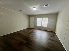 1658 Daffodil Ave in Apopka, FL - Building Photo - Building Photo