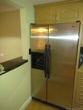 9359 Fontainebleau Blvd-Unit -F414 in Miami, FL - Building Photo - Building Photo