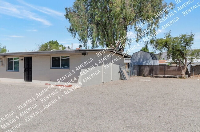 3054 N Sparkman Blvd in Tucson, AZ - Building Photo - Building Photo