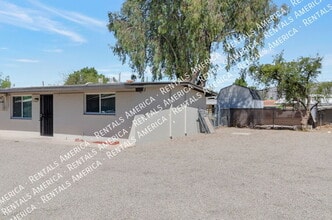 3054 N Sparkman Blvd in Tucson, AZ - Building Photo - Building Photo