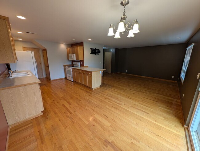 119 NE Tucannon Crt in Bremerton, WA - Building Photo - Building Photo