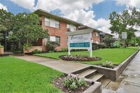 8819 Timberside Dr photo'