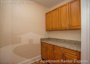 136 Highland Ave in Somerville, MA - Building Photo - Building Photo