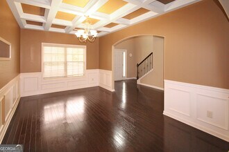 2 Lynnfield Dr in Newnan, GA - Foto de edificio - Building Photo